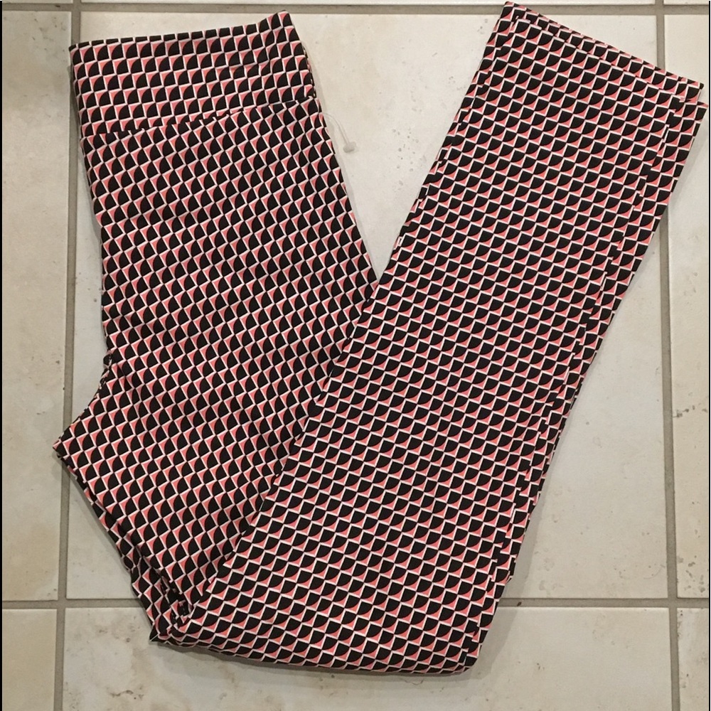 Margaret M slimming pants.